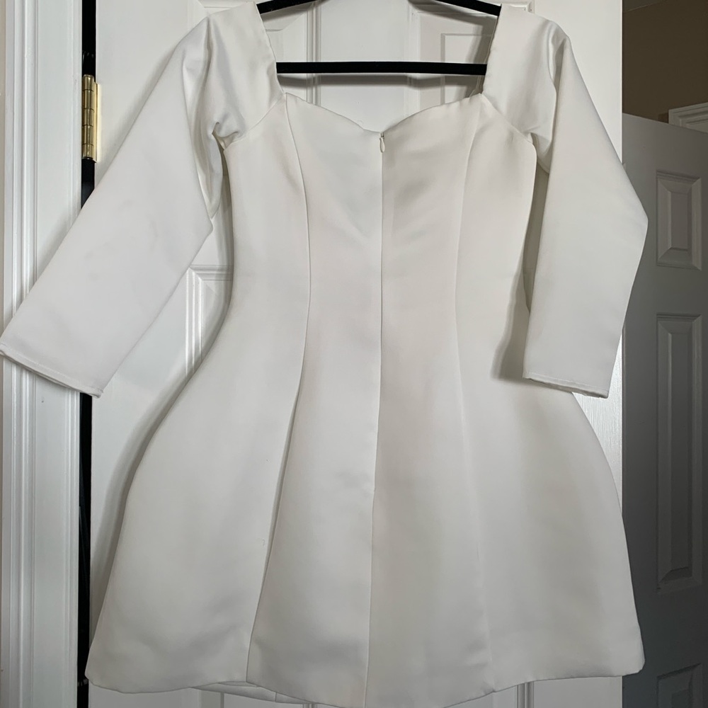 Elliatt Vida Dress - Picture 4 of 6